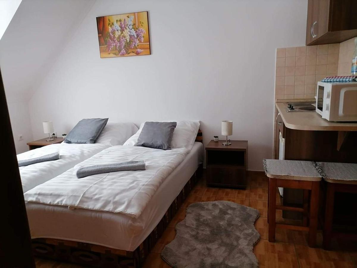 Aqua Oazis Apartman Hajdúszoboszló Exterior foto