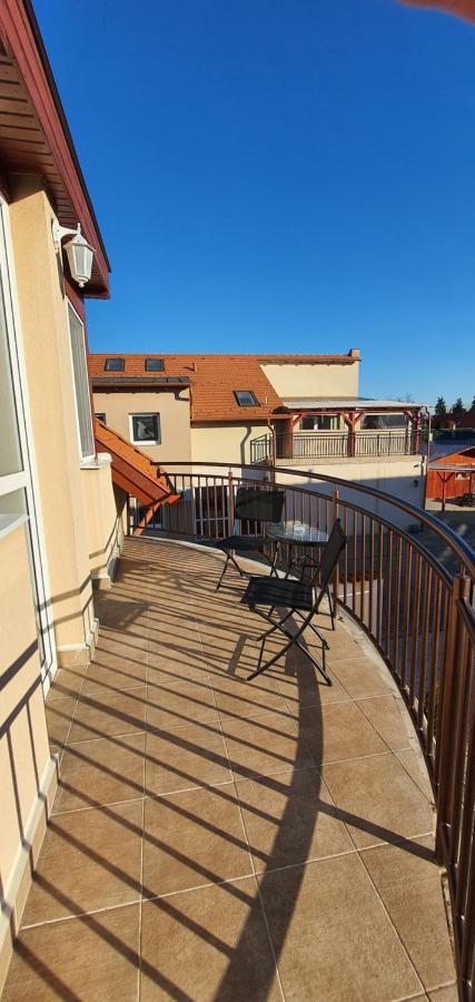 Aqua Oazis Apartman Hajdúszoboszló Exterior foto